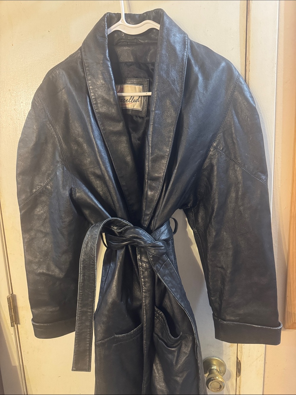 Vintage Black Leather Women’s Coat Excelled Leather .